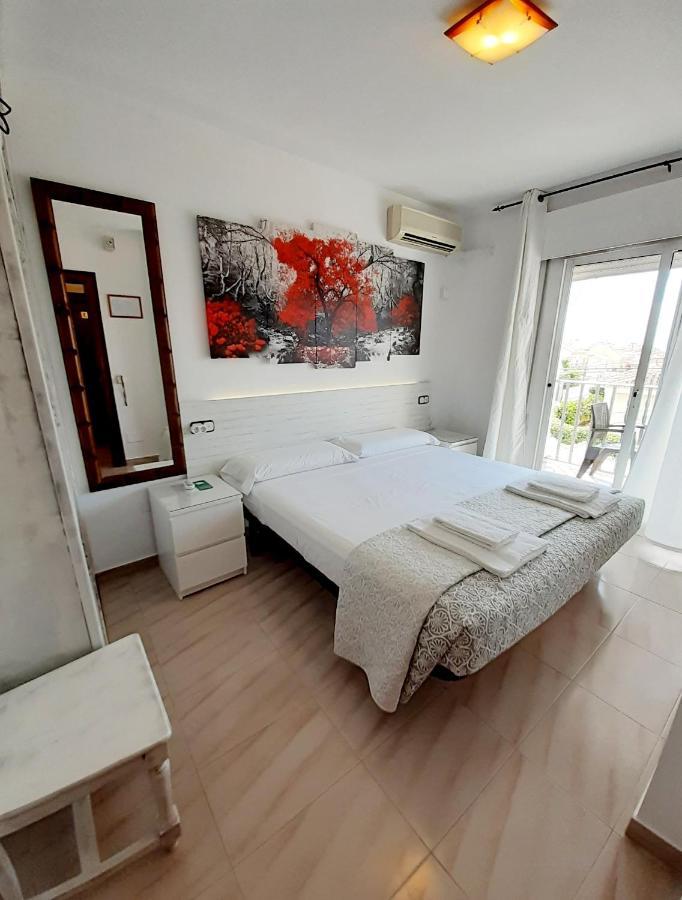 Hostal Kokkola Fuengirola Exterior photo